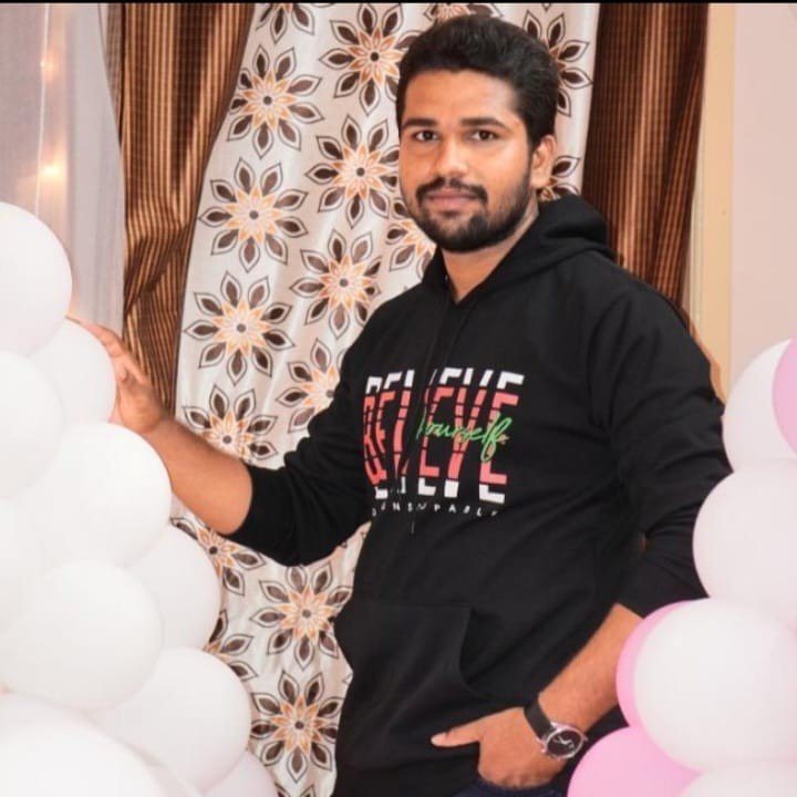 testiomal sumit image